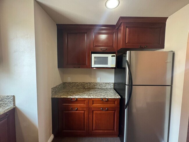 Building Photo - 247 S Arroyo Dr