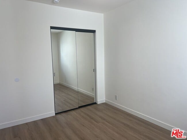Building Photo - 1411 Innes Pl