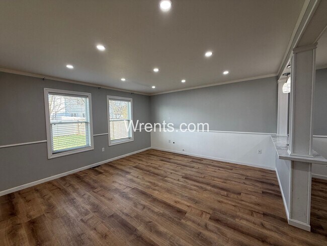 Building Photo - Adorable 3 Bed 2+ Bath in 5 Mile – Cherry Ln