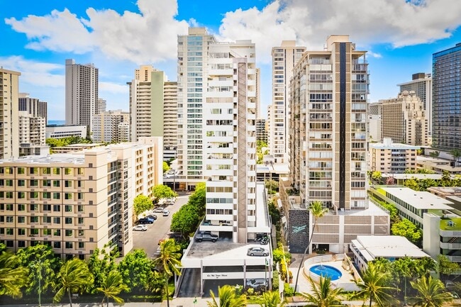 Building Photo - Ala Wai Townhome #1002