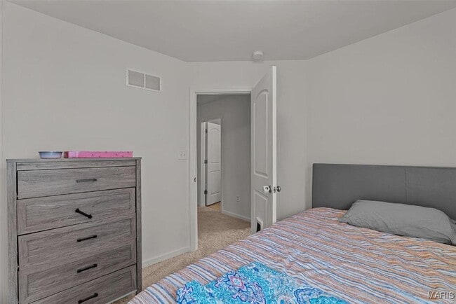 Building Photo - 757 Fox Creek Dr