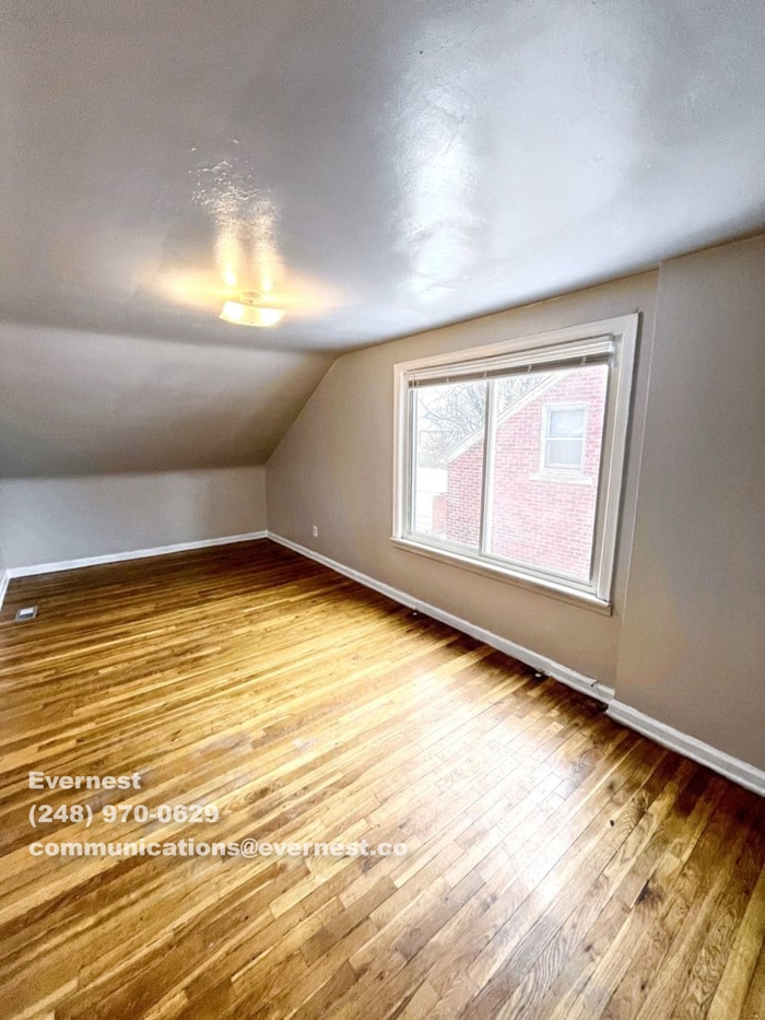 Building Photo - 3808 Seneca St