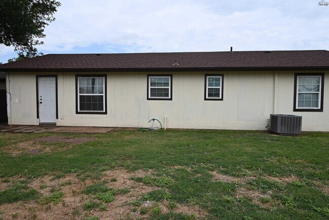Building Photo - 4103 Beard Ave