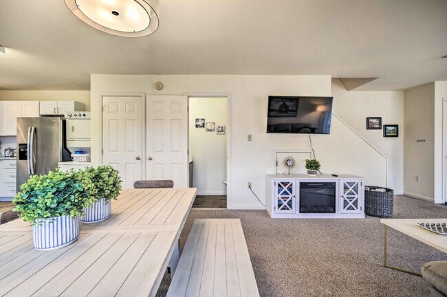 Building Photo - 9 Buford Ave