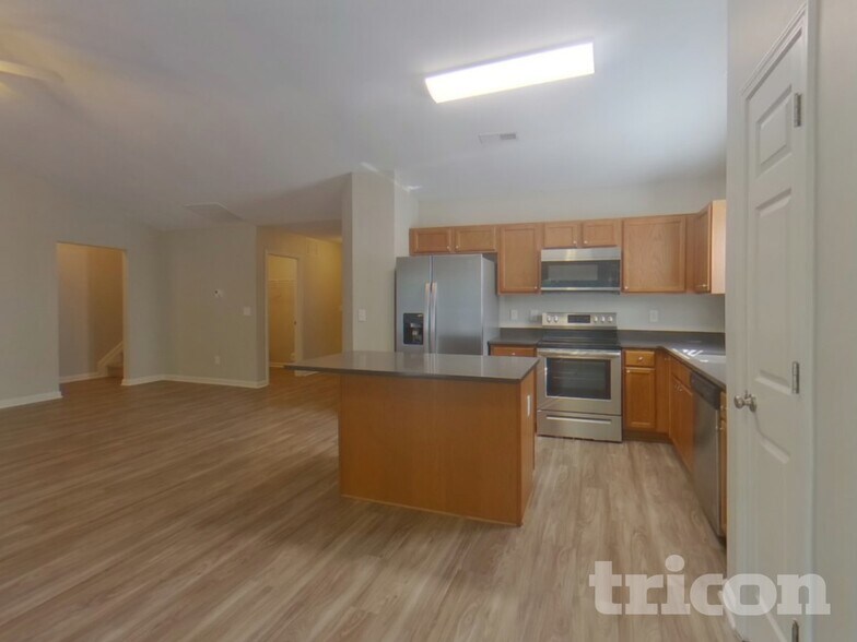 Building Photo - 3216 Laurenfields Way