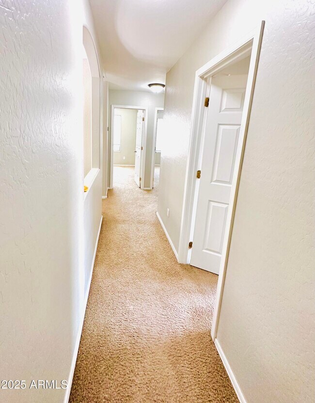 Building Photo - 3288 W Mineral Butte Dr