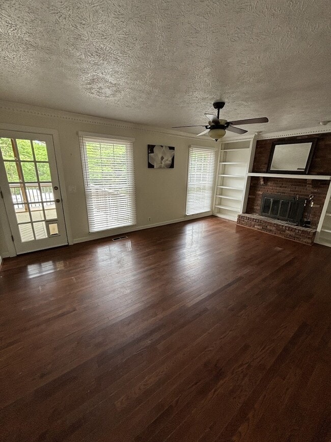 den with fireplace - 4627 Mountain View Dr