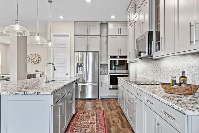 Building Photo - 9947 Summerlake Groves St