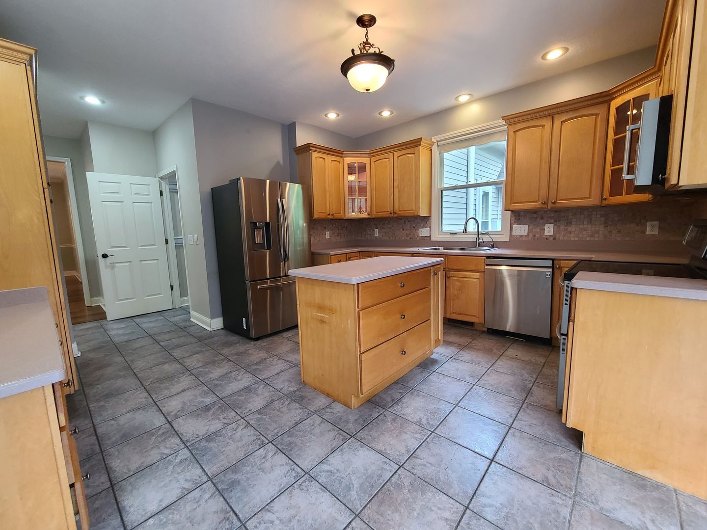 Building Photo - 9440 Park Ridge Trail