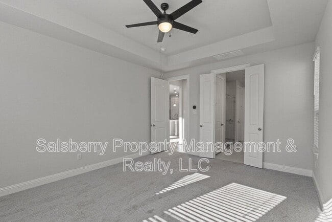 Building Photo - 2021 Daniel Dr