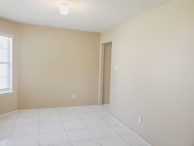Building Photo - 2659 Daryns Landing Dr