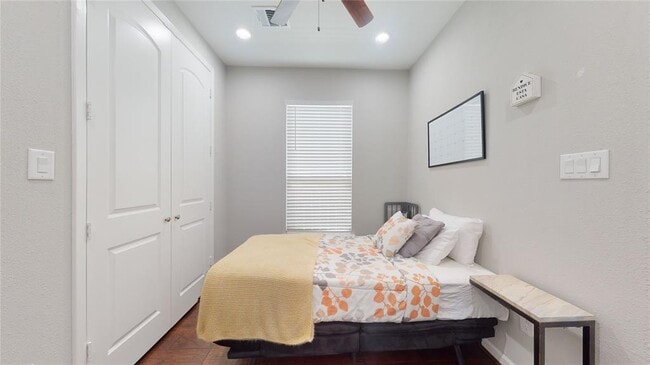 Building Photo - 1201 Northwood St