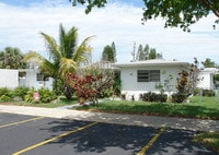 Building Photo - 717 NE 10 ST, APT 3 Hallandale, FL 33009