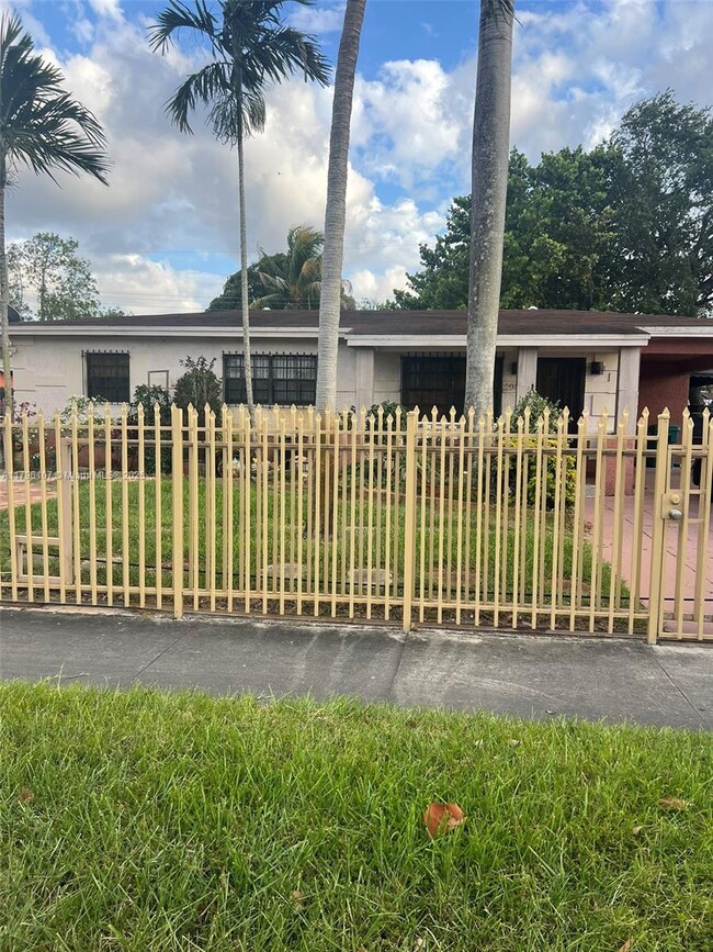 Primary Photo - 2980 NW 174th St