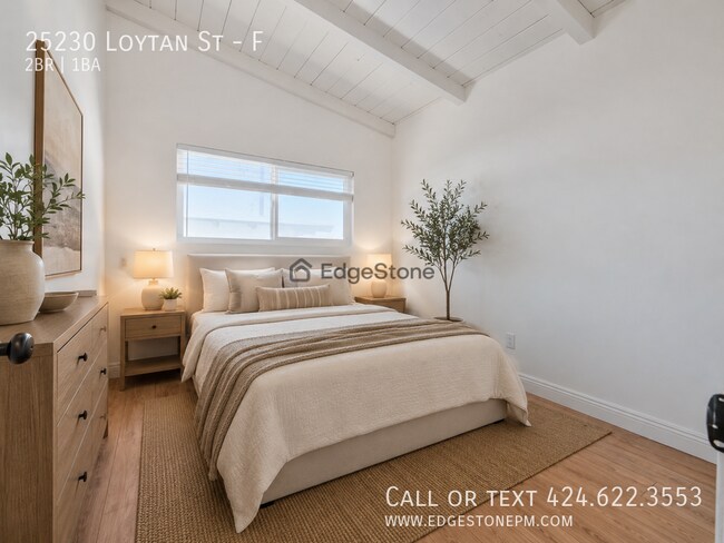 Building Photo - 25230 Loytan St
