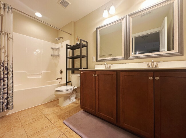 Building Photo - 803 Transom View Way