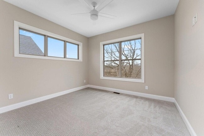 Building Photo - 59 Sanctuary Dr