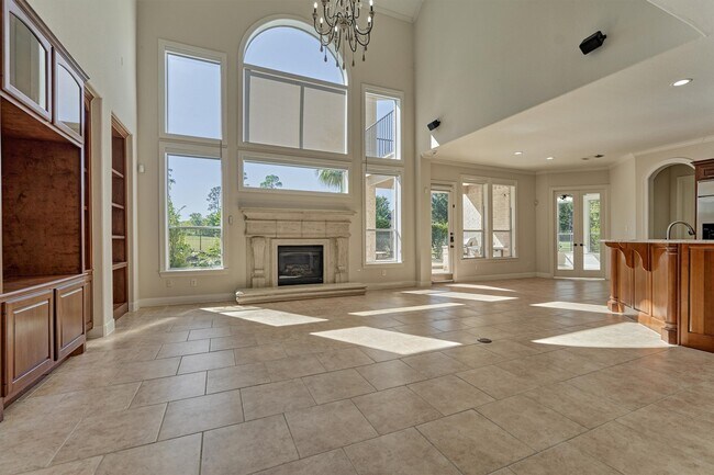 Building Photo - 23 Player Oaks Pl