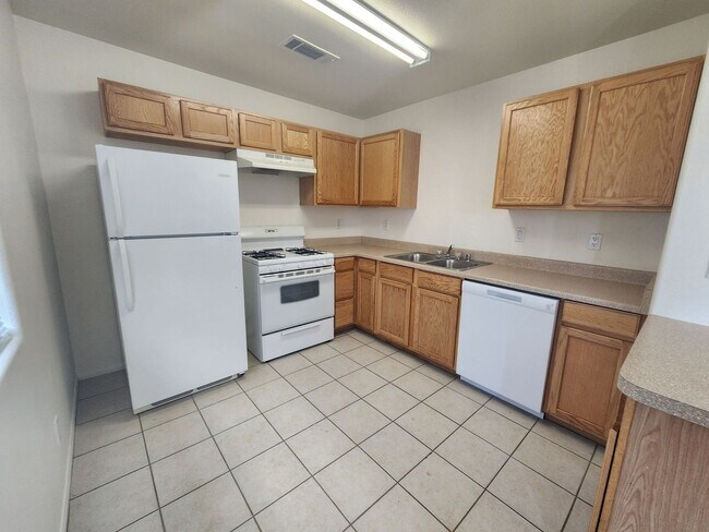 Building Photo - 6306 Athol Ave