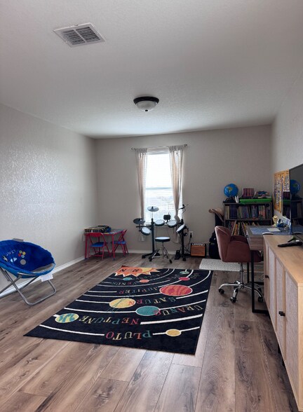 Building Photo - 6506 Wind Path