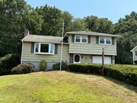 Building Photo - 73 Driscoll Dr