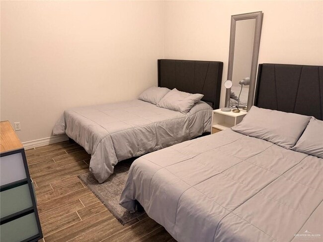 Building Photo - 5112 W Expy 83