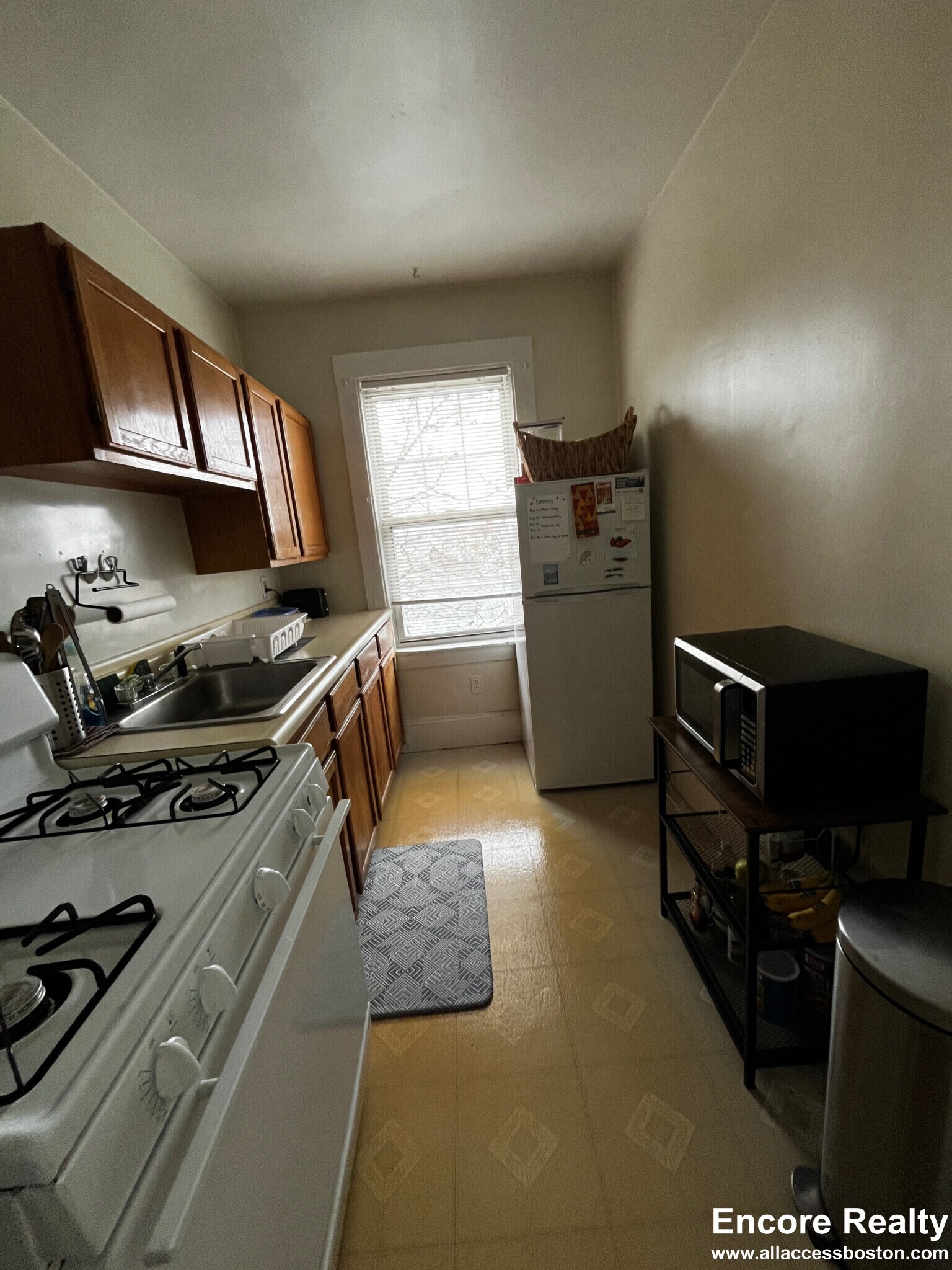 Building Photo - 157 Summer St