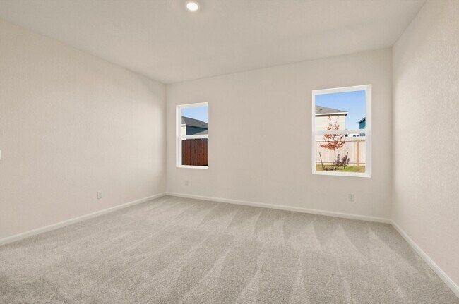 Building Photo - 1117 King Eider
