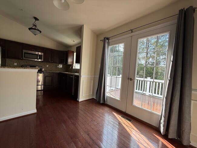 Building Photo - 20850 Autumn Mill Ct