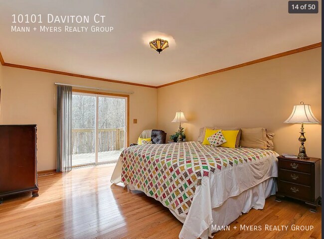 Building Photo - 10101 Daviton Ct