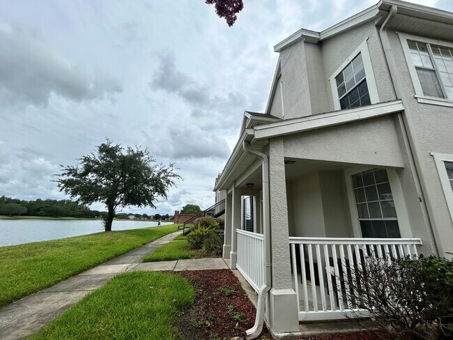 Building Photo - 9053 Lee Vista Blvd