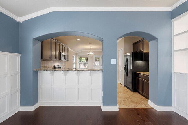 Building Photo - 8600 Harrier Dr