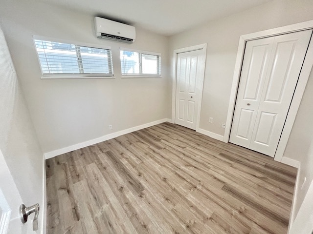 2nd bedroom photo #2 - 1327 La Palma St