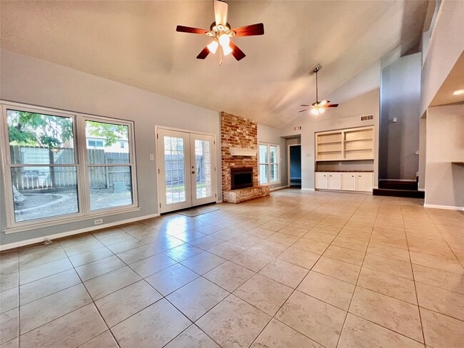 Building Photo - 11407 Briar Rose Dr