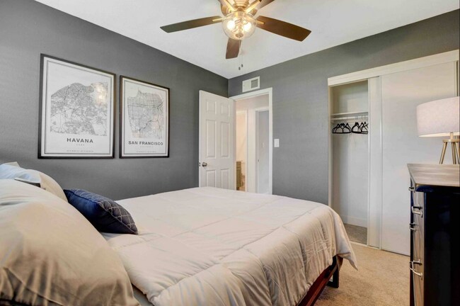 Building Photo - 2523 Palma Vista Ave