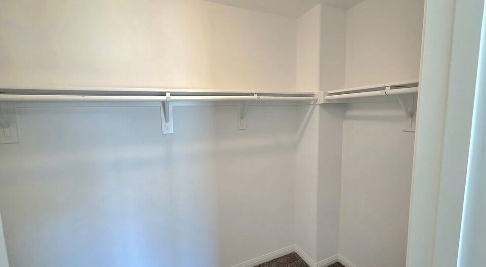 Building Photo - 1241 Kachina Ln