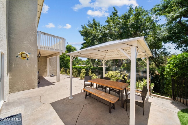 Building Photo - 736 Masterson Dr