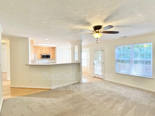 Building Photo - 116 View Pointe Dr