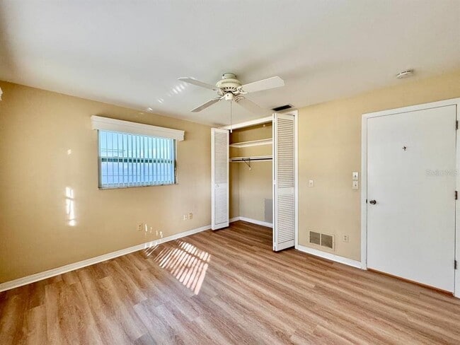 Building Photo - 2060 Attache Ct