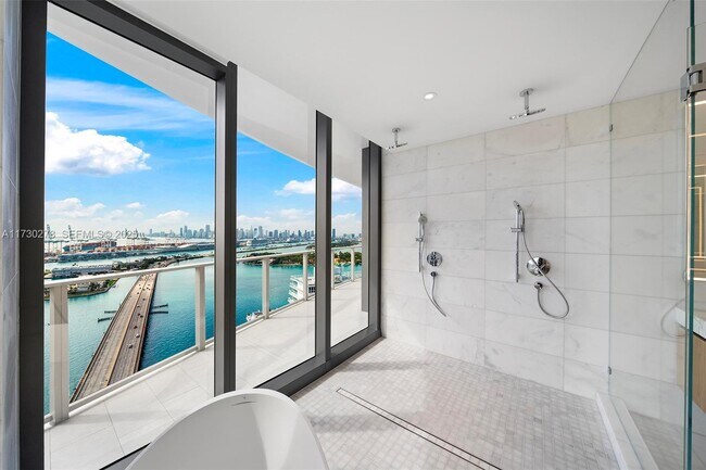 Building Photo - 500 Alton Rd