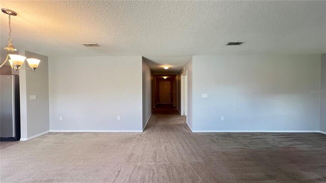 Building Photo - 13609 Laranja St