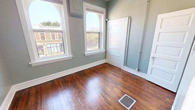 Building Photo - 4100 Shenandoah Ave