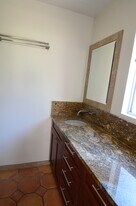 Building Photo - 7033 Draper Ave