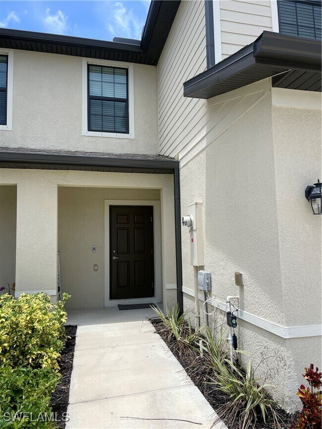 Building Photo - 14195 Oviedo Pl