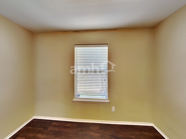 Building Photo - 6815 Baron Gate Ct