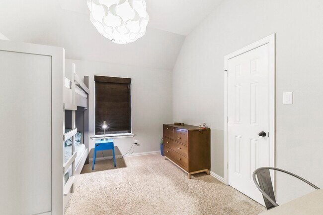 Building Photo - 29019 Blue Finch Ct