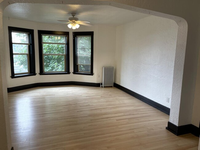 Building Photo - Ben Lomond - 1 bedroom