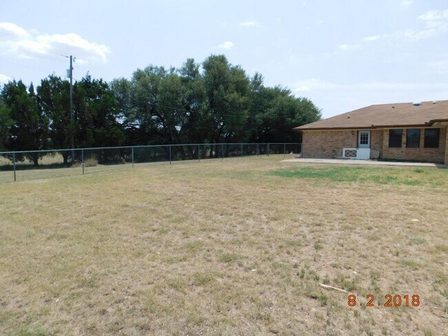 Building Photo - 2315 U.S. Hwy 190