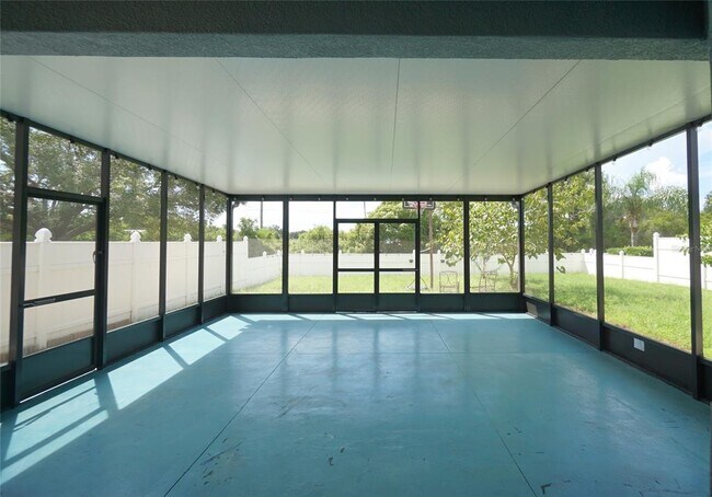 Building Photo - 8718 Sandy Plains Dr