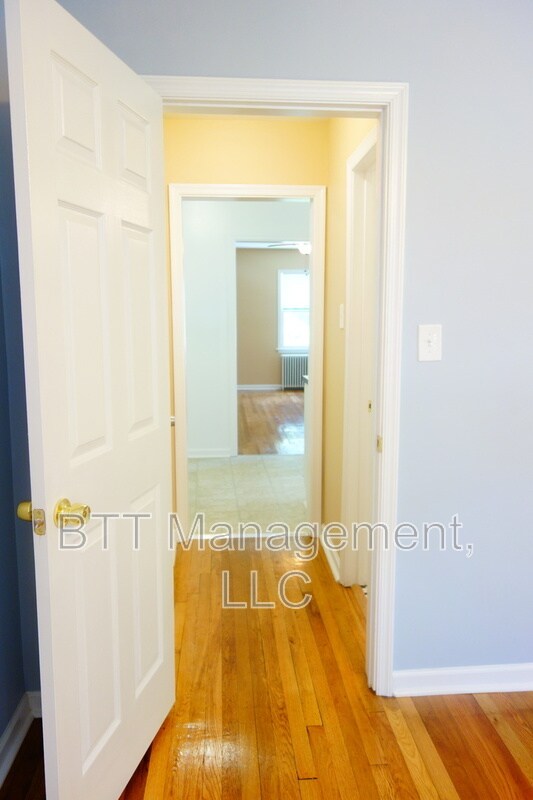 Building Photo - 8401 Flower Ave